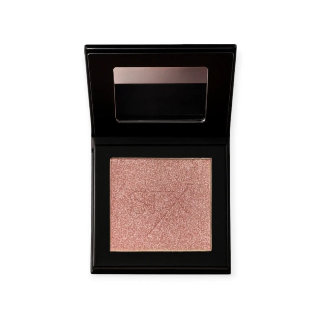 Cream highlighter compact in soft peach shade | SIX BEAUTY