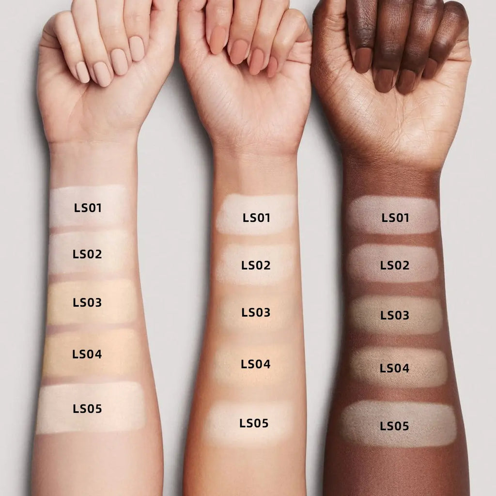 Loose setting powder shade range swatched across three skin tones Six Beauty