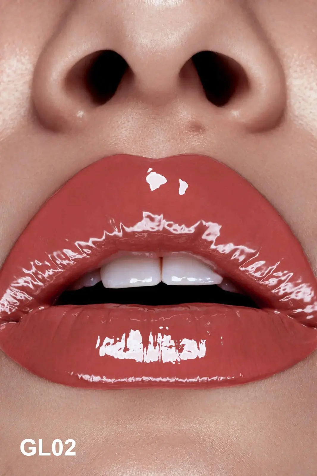 Six Beauty Luxe Lip Gloss – high shine, hydrating gloss for all skin tones