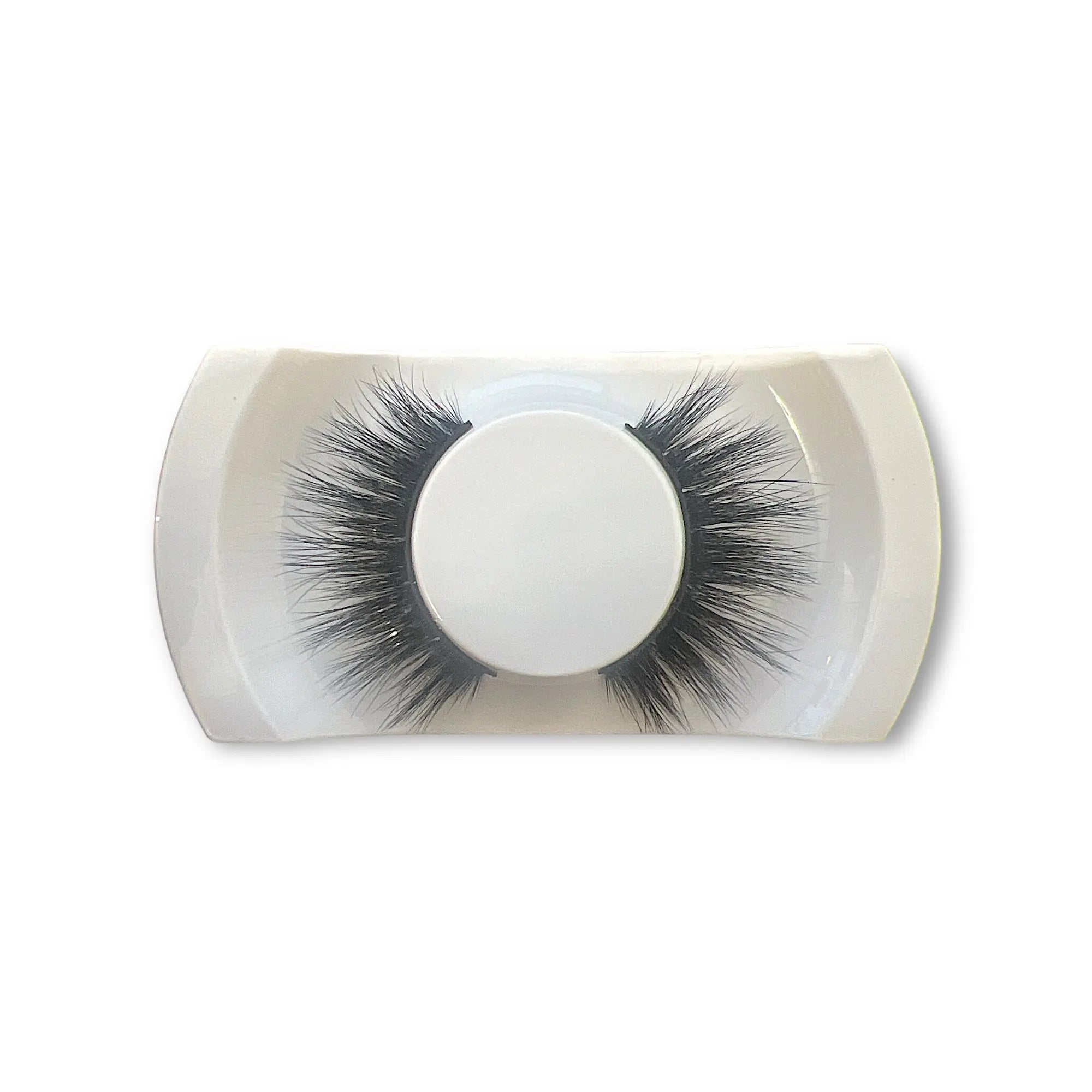 Natural-looking volume lashes with lightweight band